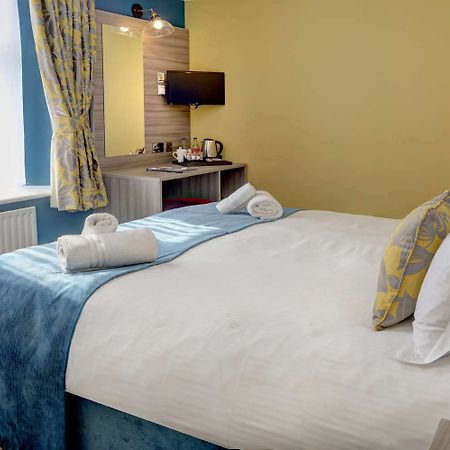 Stonecross Manor Hotel Kendal Room photo